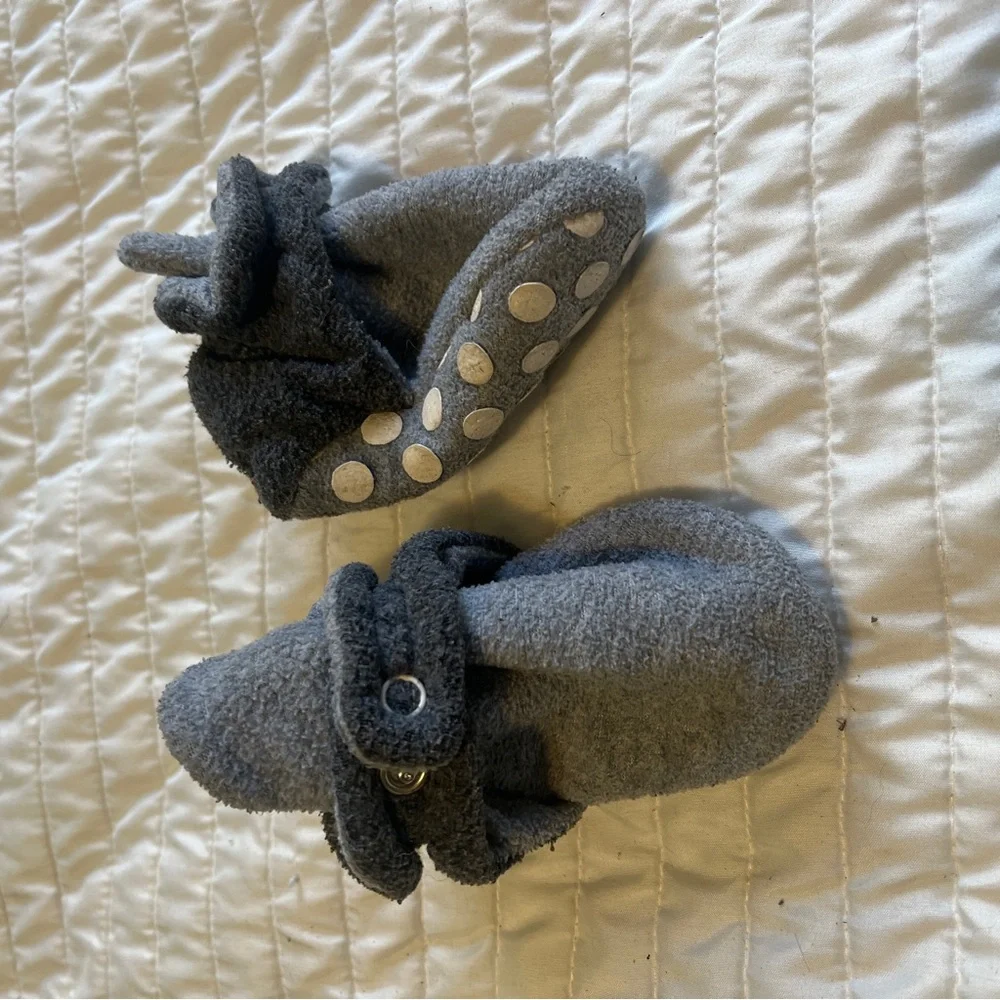 Zutano Cozie Fleece Baby Booties with Grippers